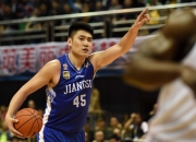 英雄联盟总决赛-热血飞扬！球队夺冠期待更上一层楼