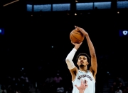 LOL赛事-激发斗志：公牛众将齐力争冠勇阻马刺