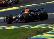 英雄联盟总决赛-红牛车队绝杀迈凯伦，拉塞尔扛起全队