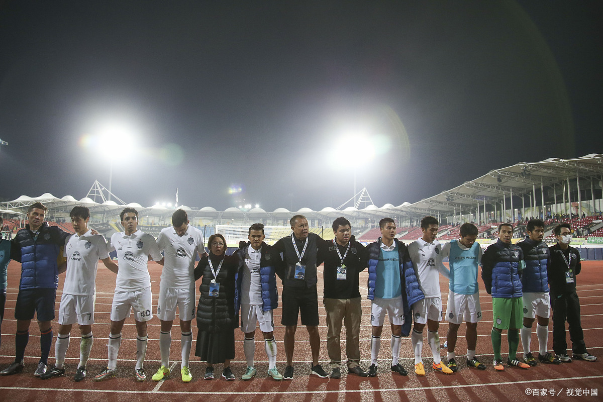 球队训练中团结一致,队员互相协作,提升团队实力的简单介绍 球队训练中团结一致,队员互相协作,提升团队实力的简单介绍