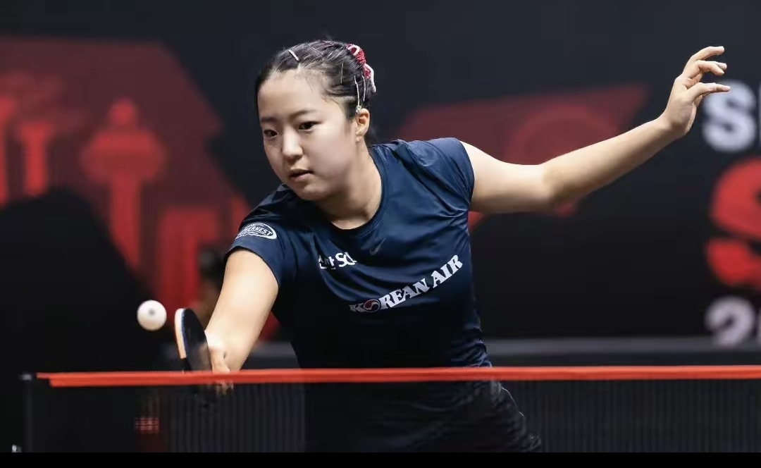 女选手在高级赛事中展现实力 女选手在高级赛事中展现实力