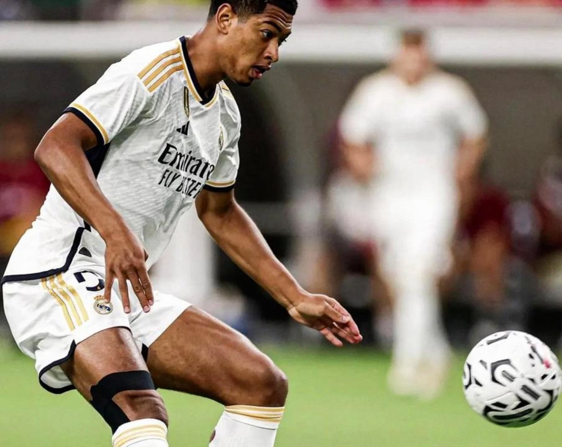 关于马赛绝杀波兰,贝林厄姆高光表现的信息 关于马赛绝杀波兰,贝林厄姆高光表现的信息