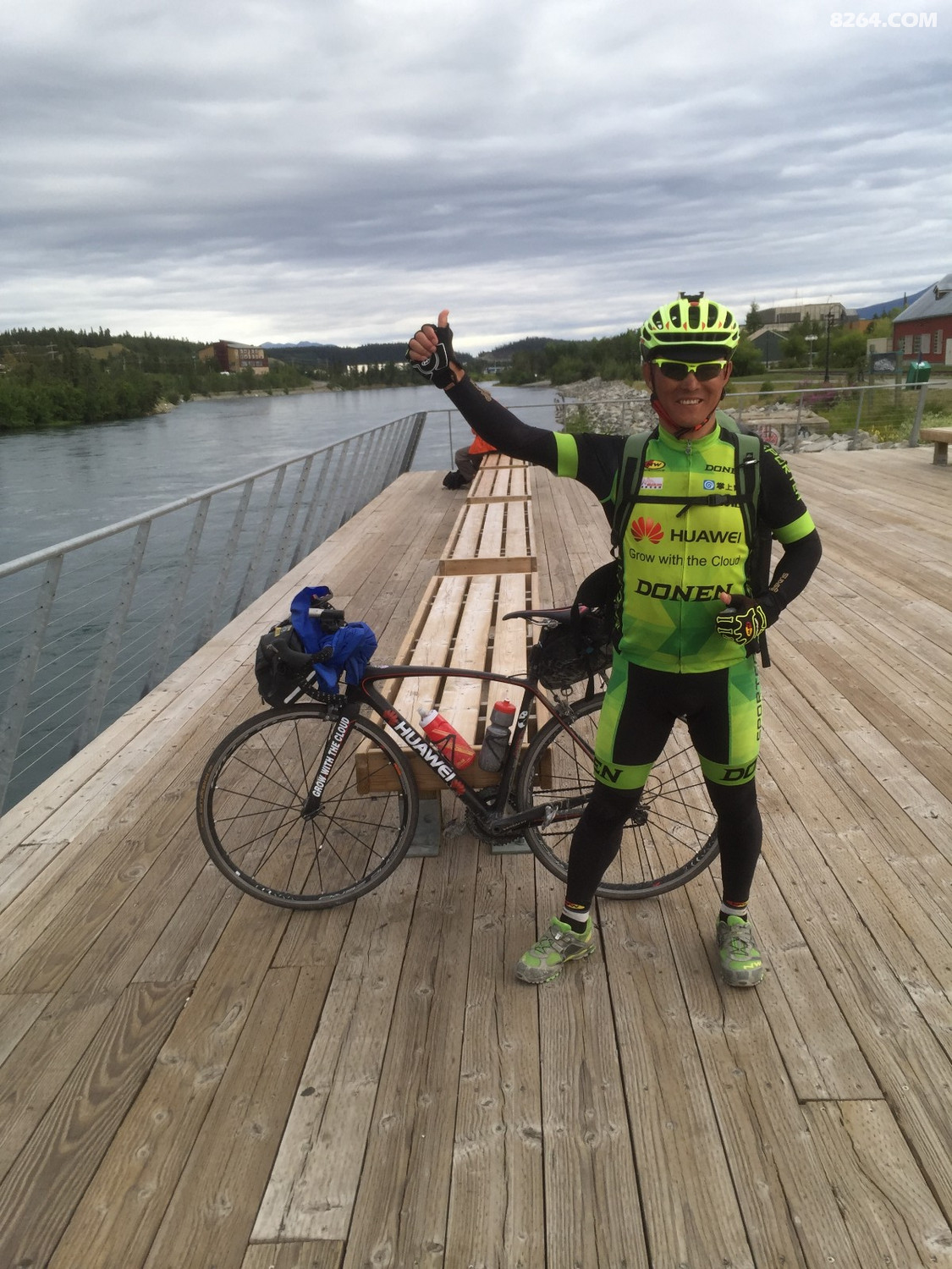 巴拿马自行车选手勇夺冠军,速度惊人 巴拿马自行车选手勇夺冠军,速度惊人