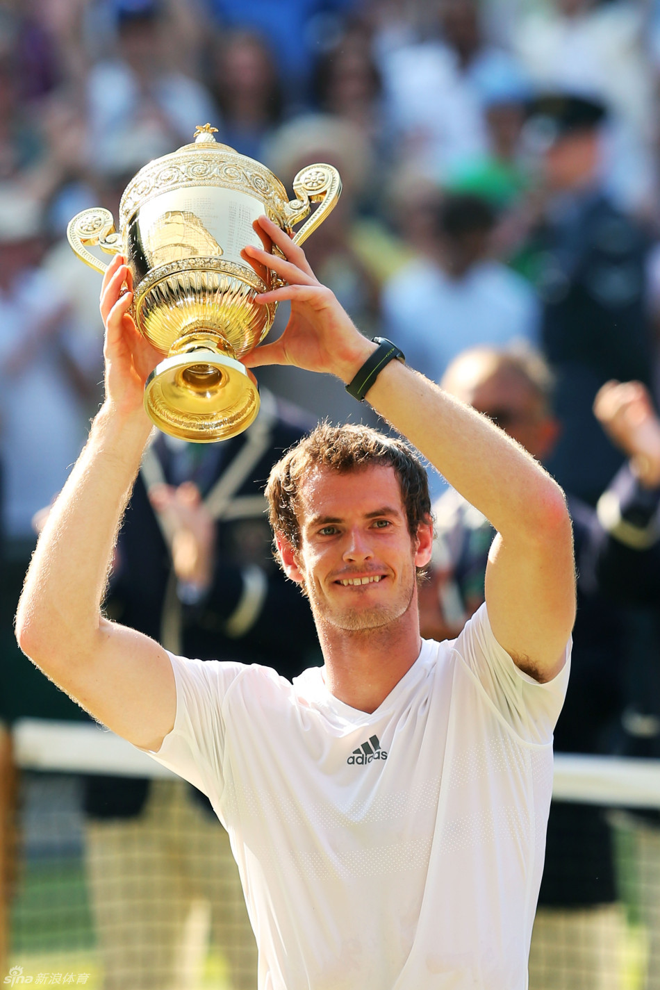 温网险胜年终总决赛，穆雷惊艳四座