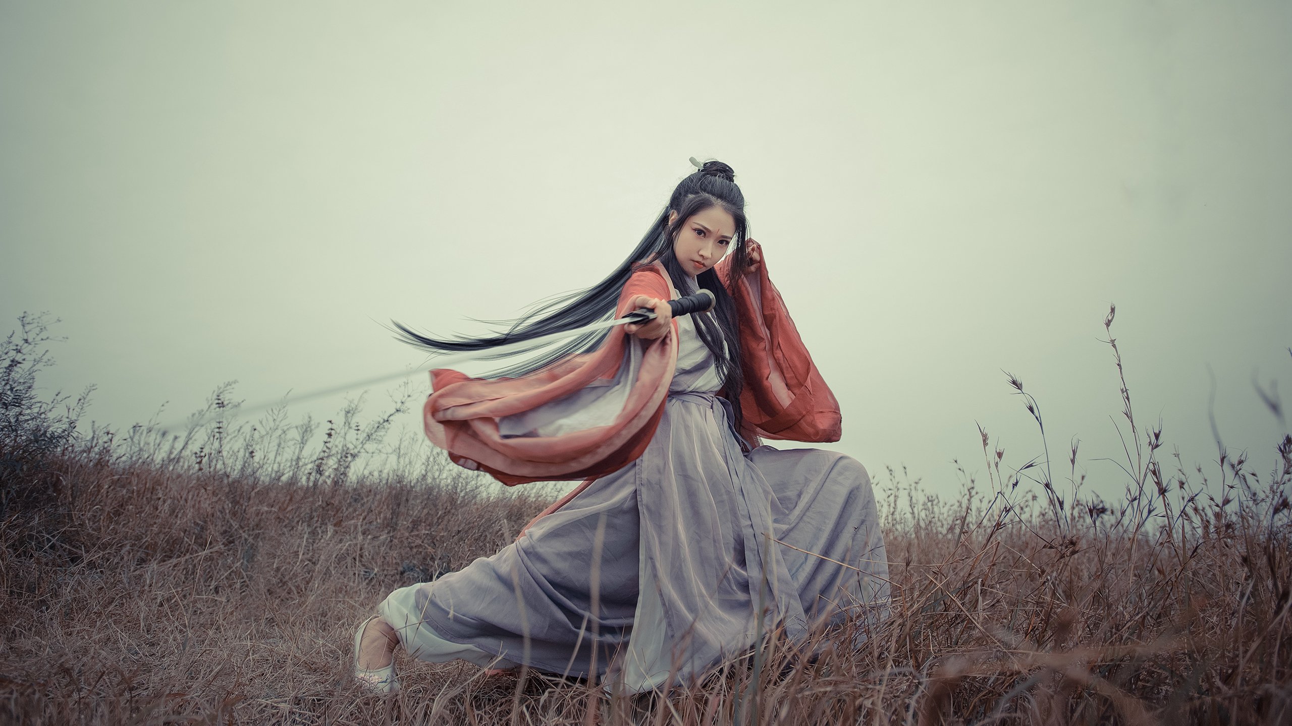 塔图姆利刃出鞘,步行者第三节蓝色火焰灼伤黄蜂