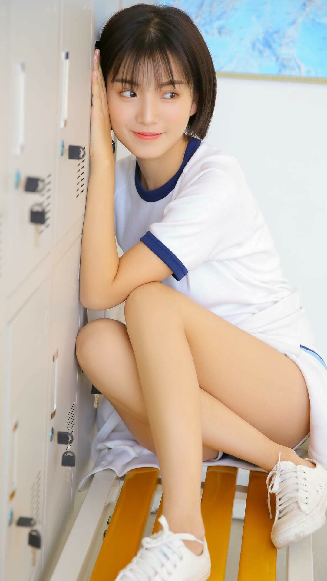 35分！西亚卡姆暴力美学撕裂太阳 篮网窒息防守让布克KD罕见断电