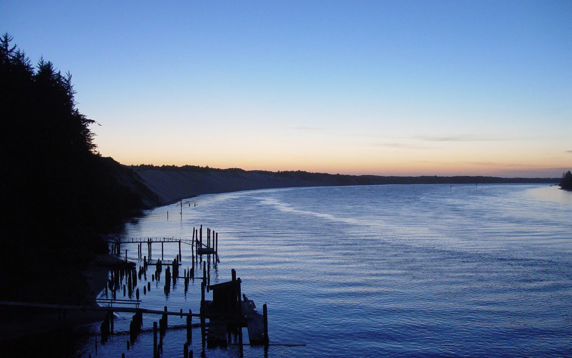跨界梦幻对决,NBA森林狼季后赛火力全开,压制CBA豪门广东队