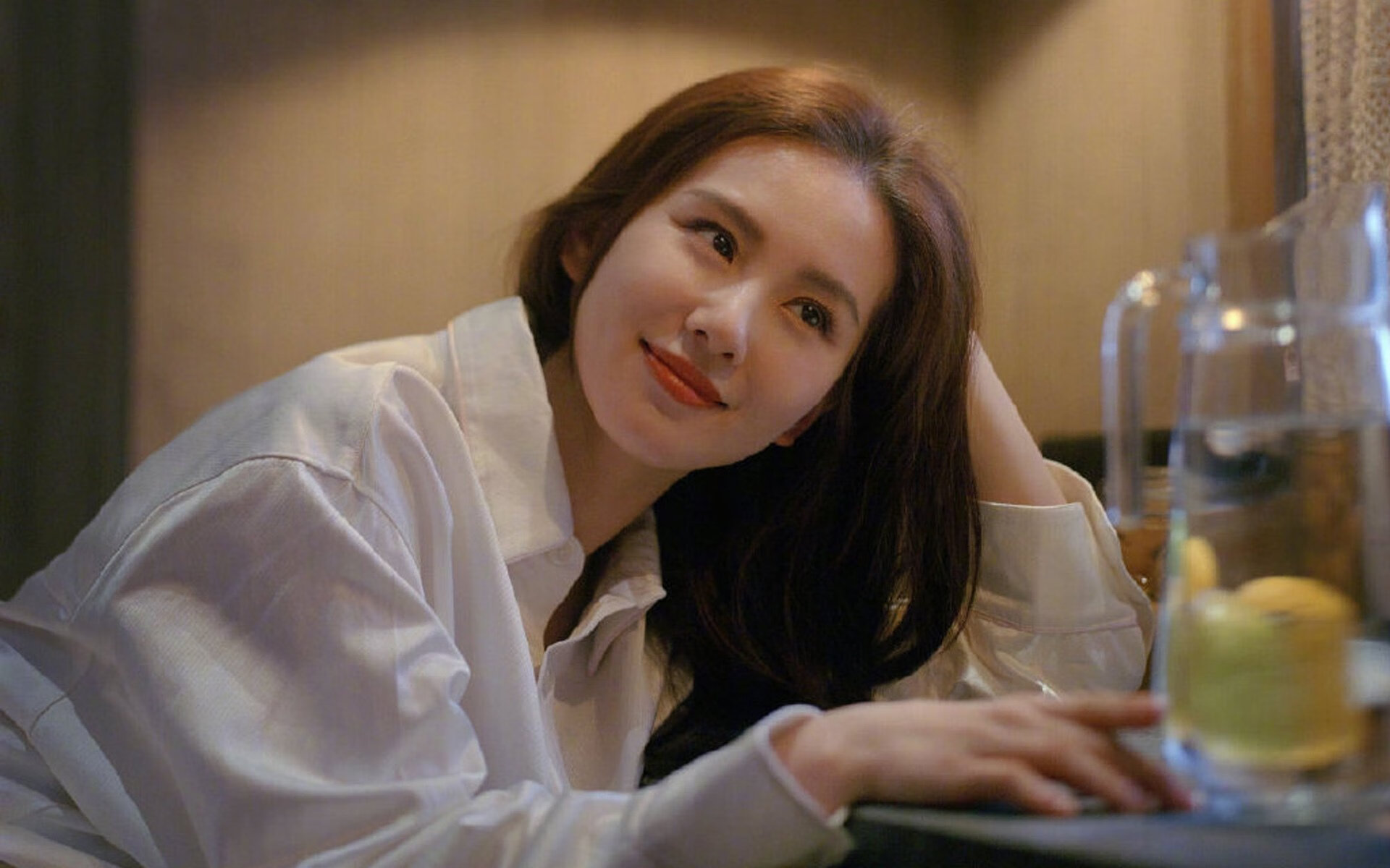 王权没有旁落,只是静静等候它的主人