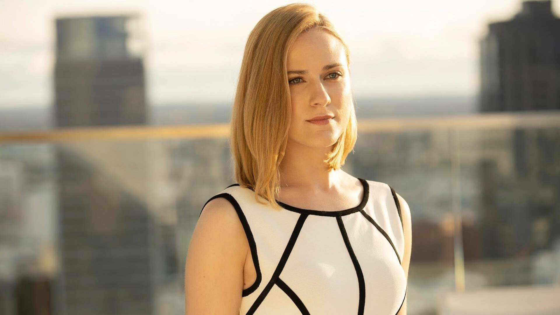 双星闪耀的夜，当F1的极速引擎遇见哈登的得分风暴